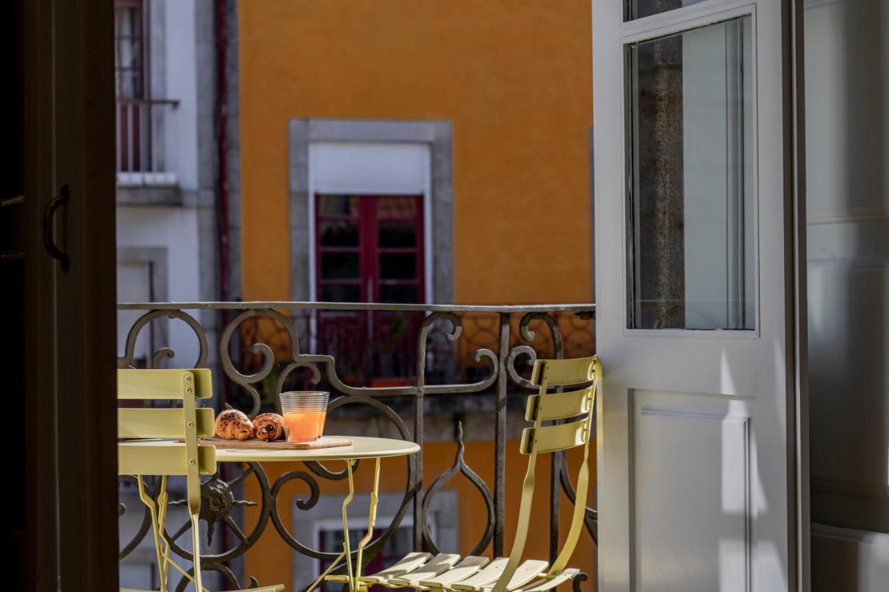 Virtudes Flat W/ Ac & Balcony By Lovelystay Porto Exterior photo