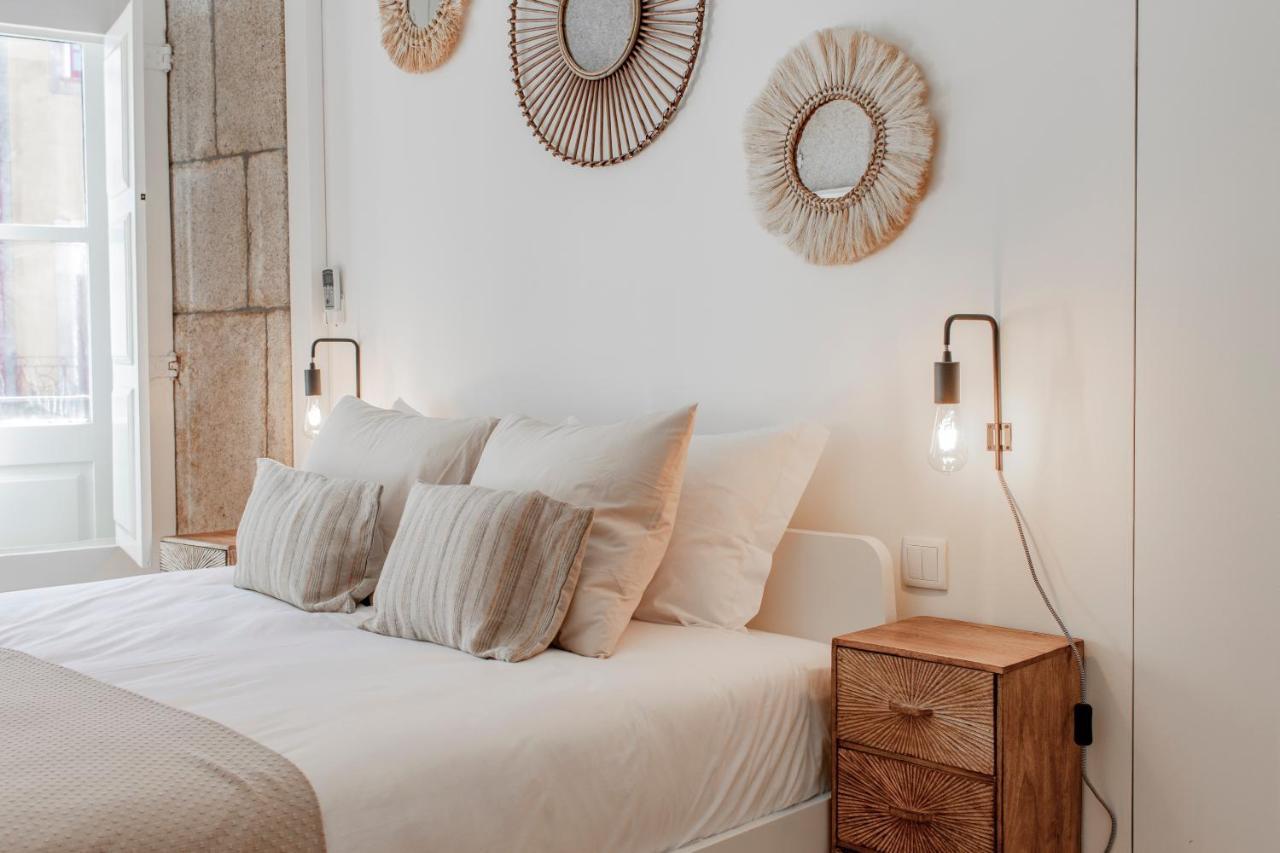 Virtudes Flat W/ Ac & Balcony By Lovelystay Porto Exterior photo